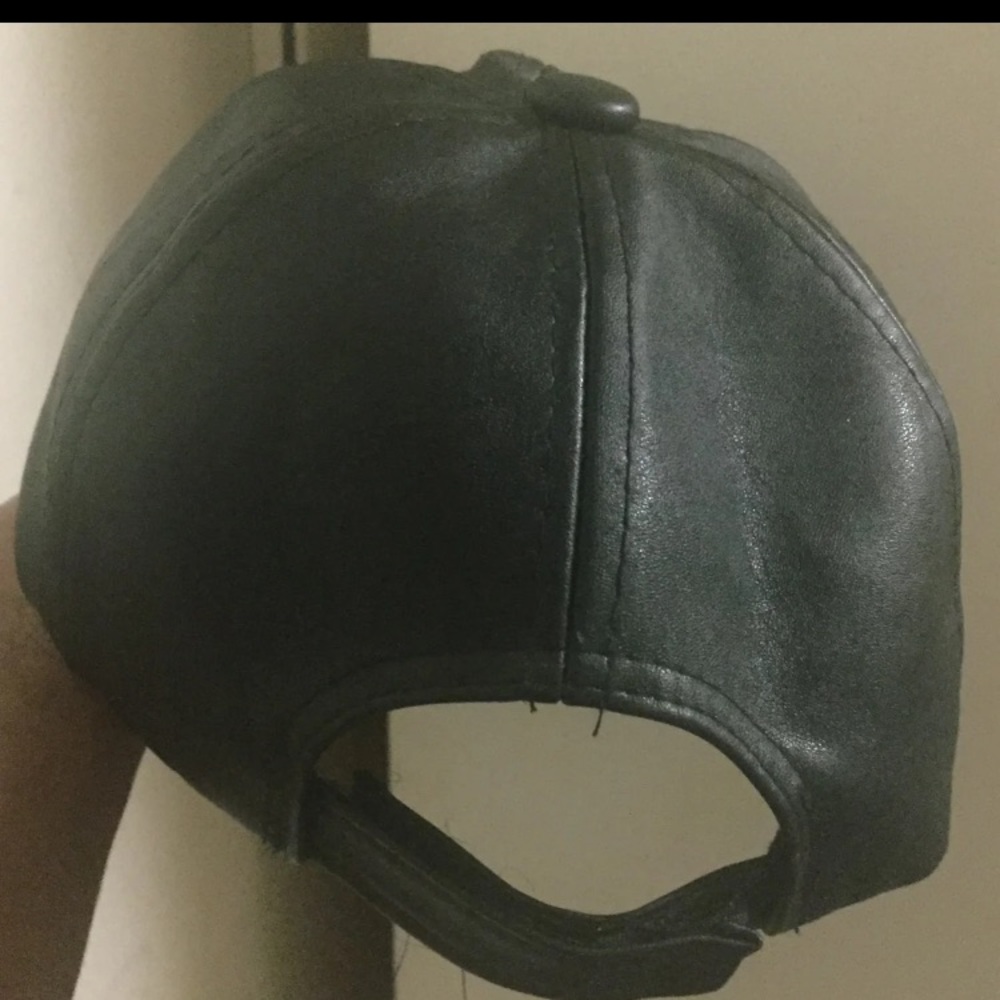 Hat - Picture 4 of 4